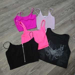 set of 5 crop tops size S/M